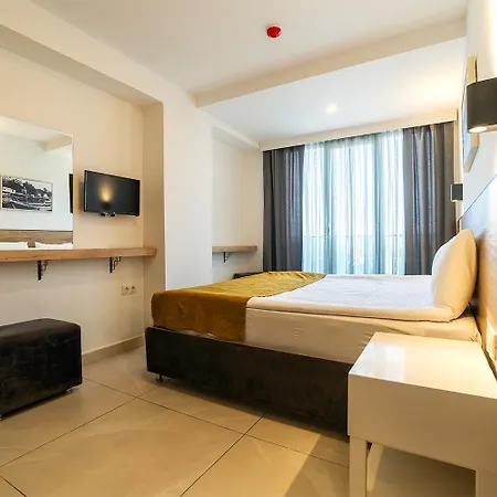 Hotel Tut